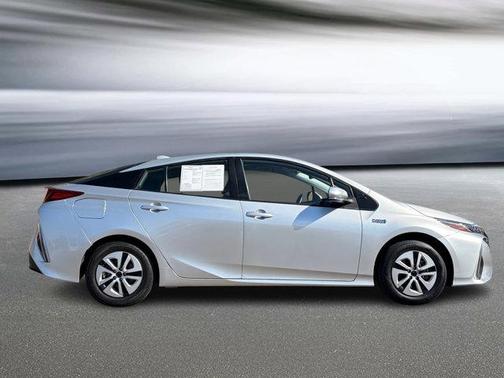 Classic Silver Metallic 2022 Toyota Prius Prime LE