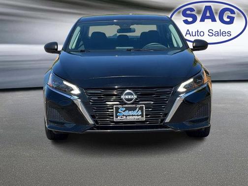 Super Black 2025 Nissan Altima SV FWD