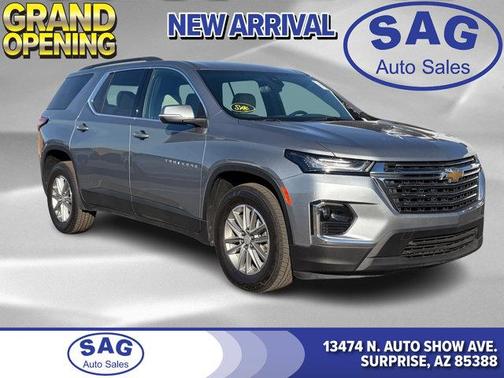 2023 Chevrolet Traverse LT Cloth