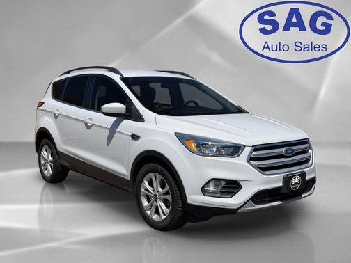 Oxford White 2018 Ford Escape SE