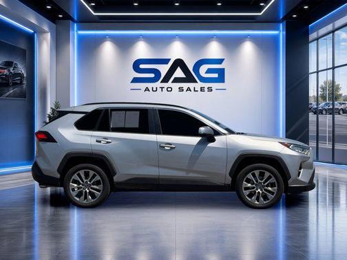 Silver Sky Metallic 2019 Toyota RAV4 XLE Premium