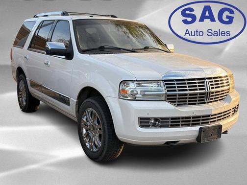 2012 Lincoln Navigator Base