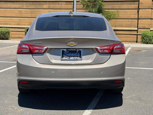 Mineral Gray Metallic 2022 Chevrolet Malibu FWD LT