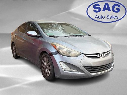 2015 Hyundai ELANTRA SE