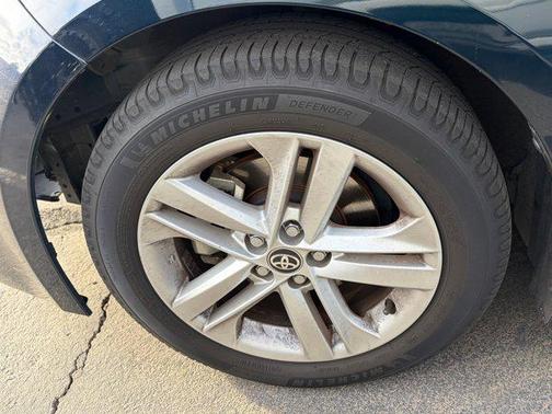 Galactic Aqua Mica 2020 Toyota Corolla SE