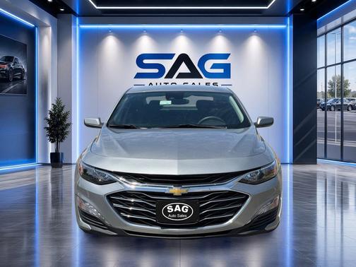 Sterling Gray Metallic 2023 Chevrolet Malibu FWD 1LT