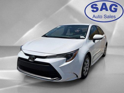 Ice 2023 Toyota Corolla LE