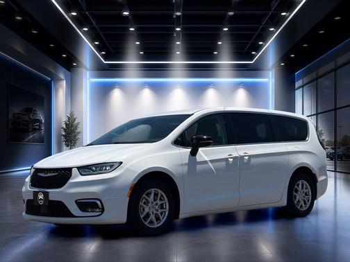 Bright White Clearcoat 2024 Chrysler Pacifica Touring L
