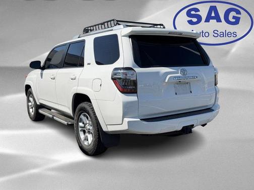 Super White 2017 Toyota 4Runner SR5