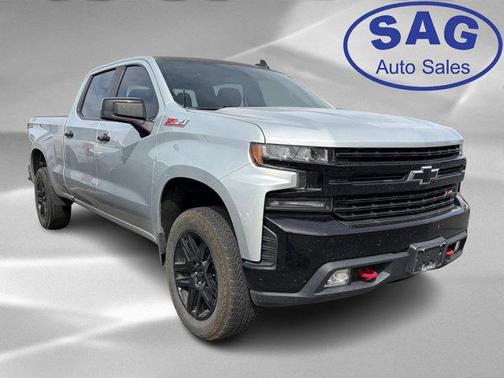 Silver Ice Metallic 2021 Chevrolet Silverado 1500 LT Trail Boss