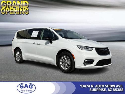 2024 Chrysler Pacifica Touring L