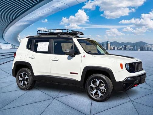 Alpine White Clearcoat 2021 Jeep Renegade Trailhawk