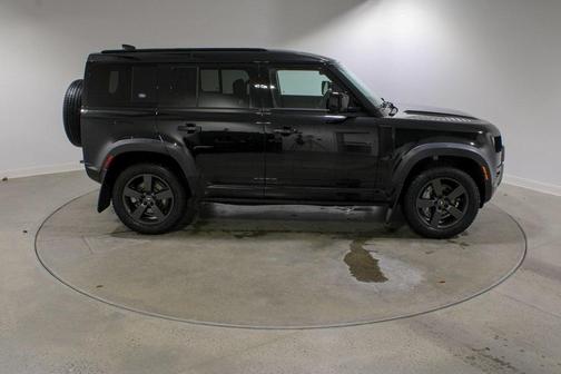 2023 Land Rover Defender 110 X-Dynamic SE