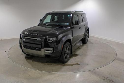 2023 Land Rover Defender 110 X-Dynamic SE