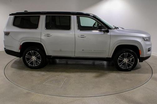 2023 Jeep Grand Wagoneer Base