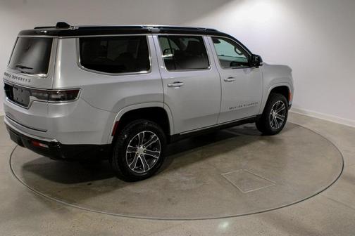 2023 Jeep Grand Wagoneer Base