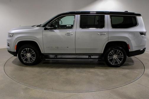 2023 Jeep Grand Wagoneer Base