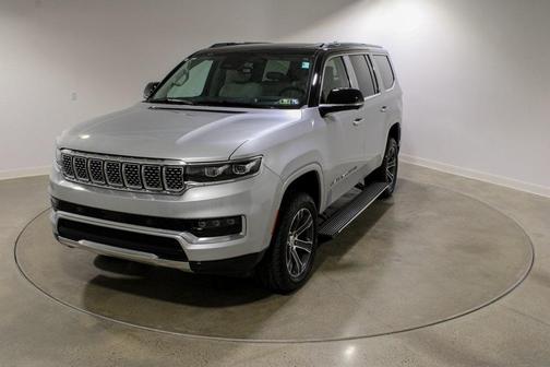2023 Jeep Grand Wagoneer Base