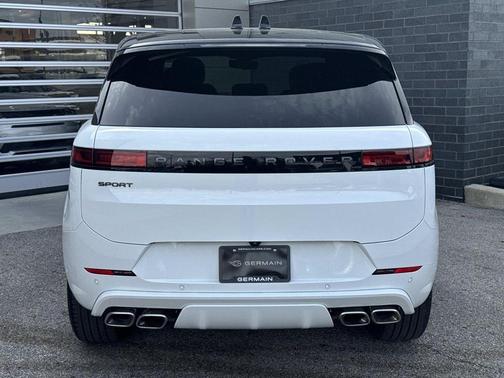 Fuji White 2025 Land Rover Range Rover Sport P530 Dynamic SE