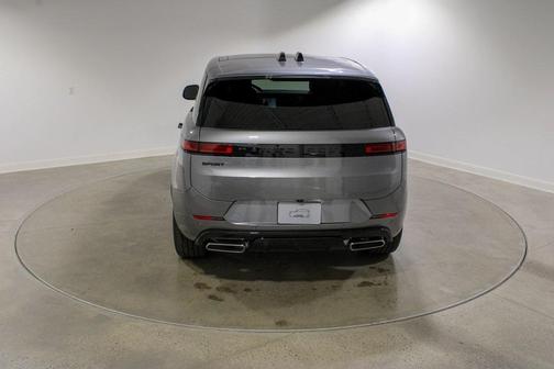2025 Land Rover Range Rover Sport P460 Dynamic SE