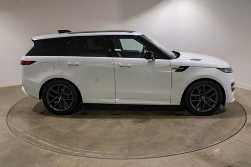 2025 Land Rover Range Rover Sport P460 Dynamic SE