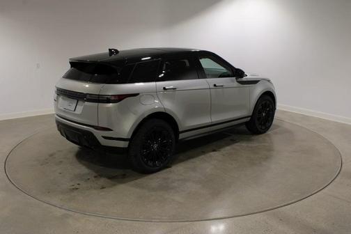 2026 Land Rover Range Rover Evoque Dynamic SE