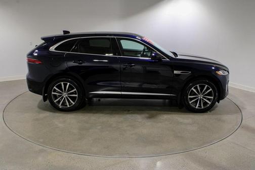 2024 Jaguar F-PACE P250 R-Dynamic S