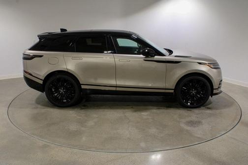 2026 Land Rover Range Rover Velar P250 Dynamic SE