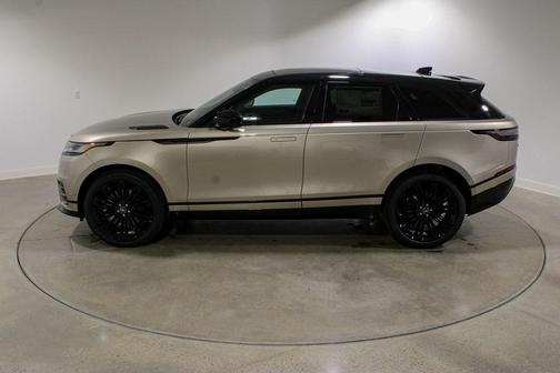 2026 Land Rover Range Rover Velar P250 Dynamic SE