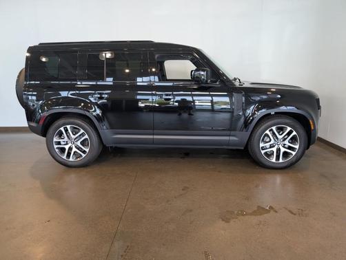 2025 Land Rover Defender P400 S