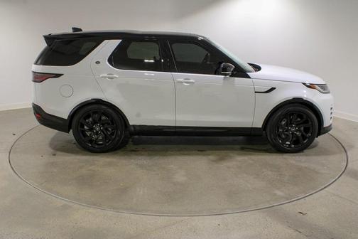 2024 Land Rover Discovery P360 Dynamic SE