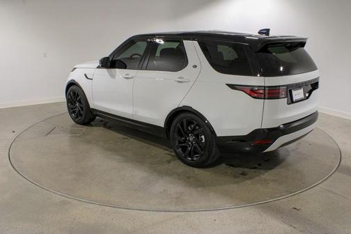 2024 Land Rover Discovery P360 Dynamic SE