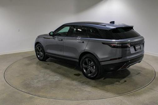 2025 Land Rover Range Rover Velar P250 Dynamic SE