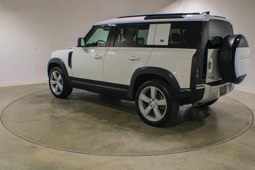 Fuji White 2023 Land Rover Defender 110 SE
