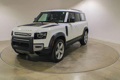 Fuji White 2023 Land Rover Defender 110 SE