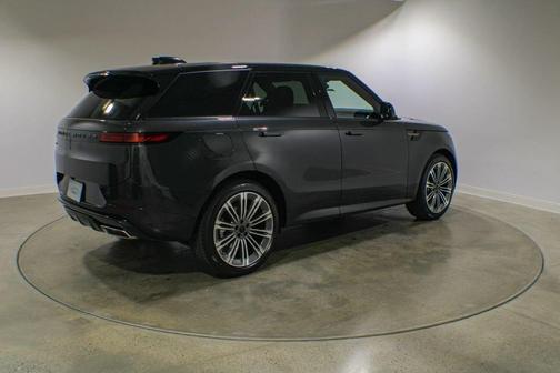 Carpathian Grey 2026 Land Rover Range Rover Sport P400 Dynamic SE