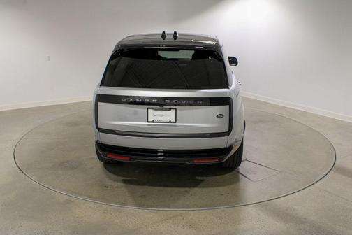 2023 Land Rover Range Rover P400 SE