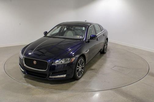 2020 Jaguar XF 30t Prestige