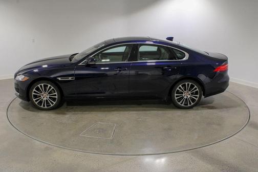 2020 Jaguar XF 30t Prestige