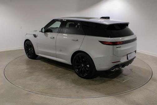 2025 Land Rover Range Rover Sport P530 Dynamic SE