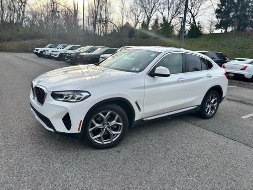 Alpine White 2024 BMW X4 xDrive30i