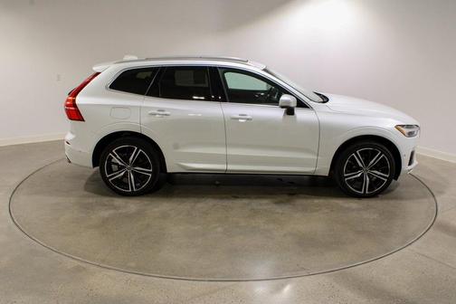 2019 Volvo XC60 T5 R-Design