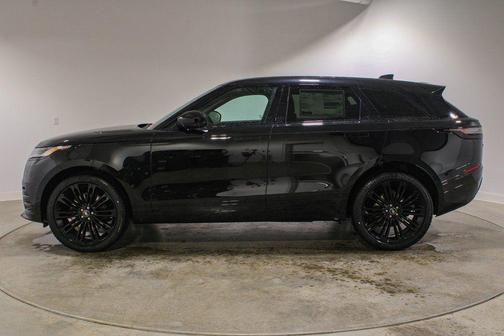2026 Land Rover Range Rover Velar P250 Dynamic SE