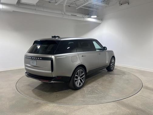 2025 Land Rover Range Rover AUTOBIOGRAPHY
