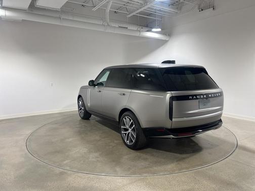 2025 Land Rover Range Rover AUTOBIOGRAPHY