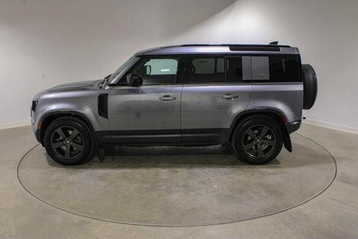 2024 Land Rover Defender P300