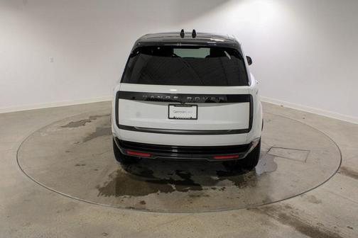 2024 Land Rover Range Rover P400 SE