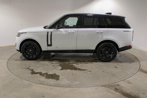 2024 Land Rover Range Rover P400 SE