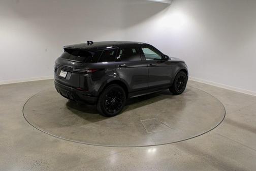 2025 Land Rover Range Rover Evoque Dynamic SE