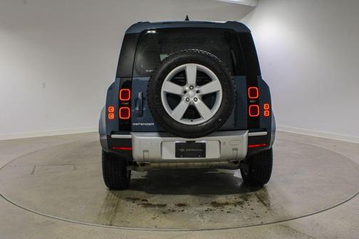 2025 Land Rover Defender P300